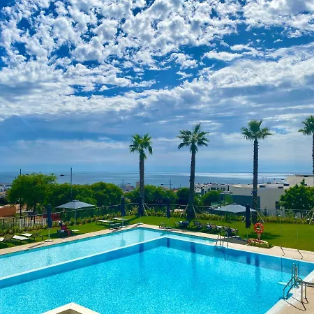 Διαμέρισμα Lovely 2 Bedroom Vacation Home With Pool *